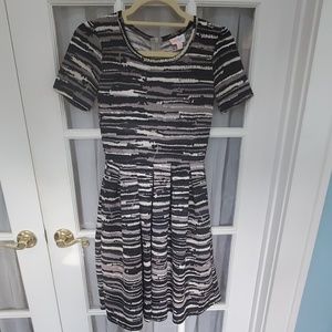 LuLaRoe Amelia dress